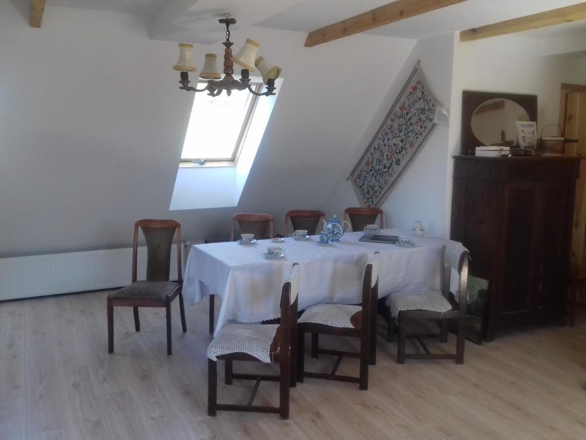 Bed and Breakfast Izdebka W Zaciszu Czarna Dabrowka Екстер'єр фото